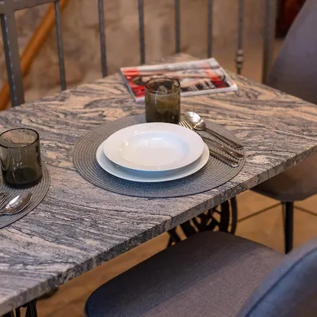 Sea La Vie 3 * Split