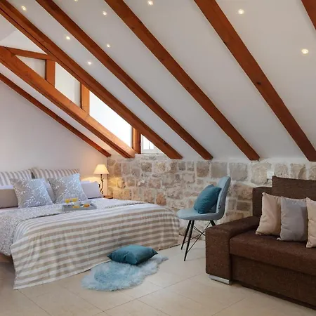 Lägenhet Sea La Vie 3 *