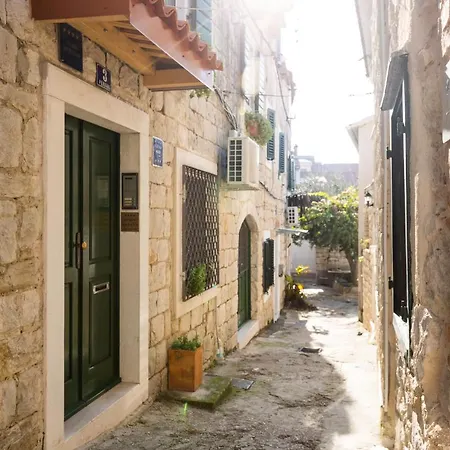 Lägenhet Sea La Vie 3 *