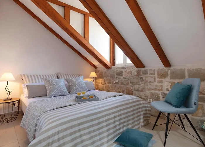 Sea La Vie 3 * Split