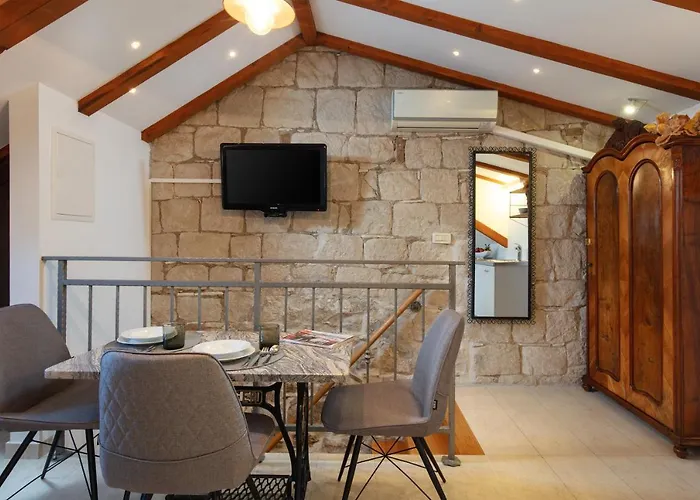 Sea La Vie 3 * Split